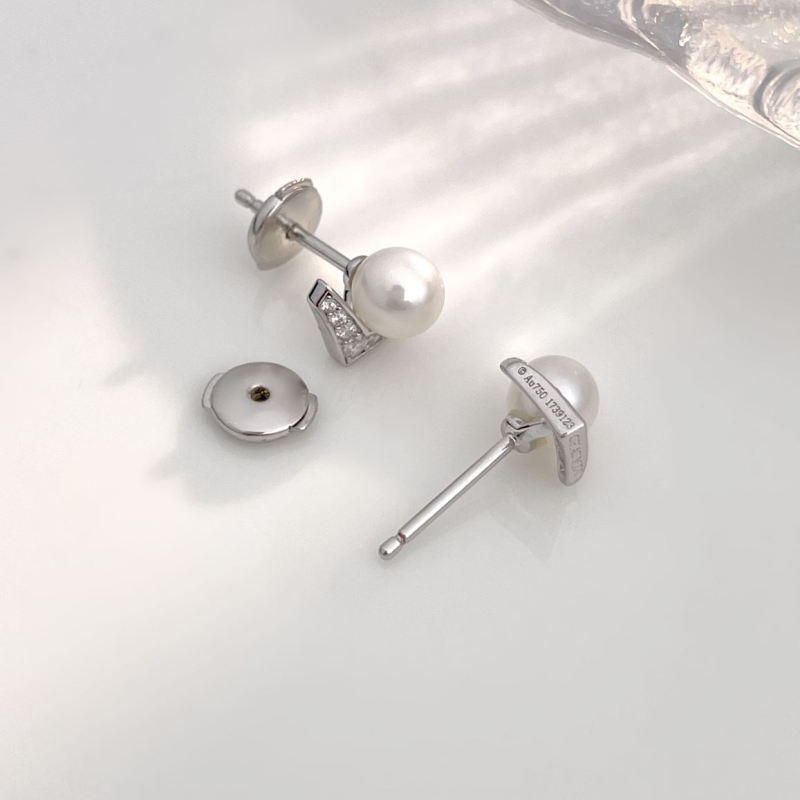 CHAUMET